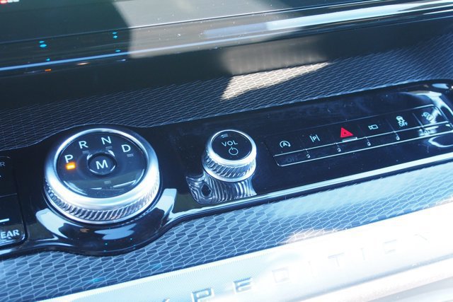 Certified 2025 Ford Expedition Platinum w/ Stealth Performance Package image 26