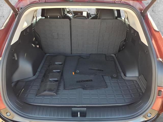 Used 2025 Kia Sportage SX Prestige image 28