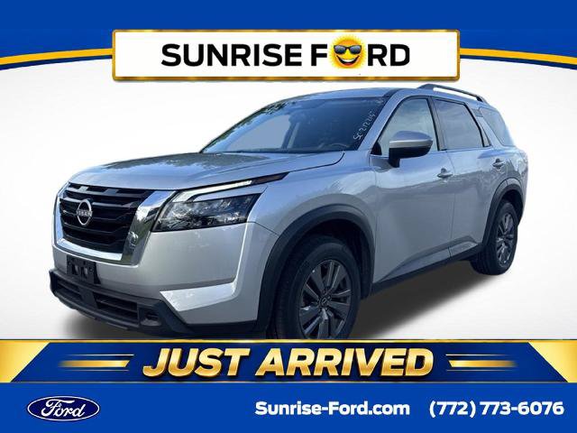 Used 2025 Nissan Pathfinder SV