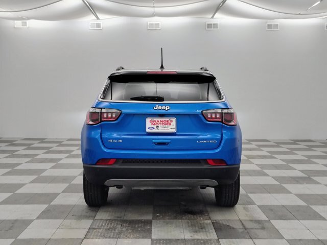 Used 2024 Jeep Compass Limited AWD/4WD image 7