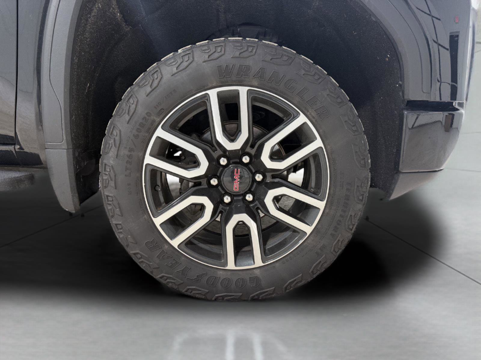 Used 2022 GMC Sierra 1500 AT4 w/ AT4 Premium Package image 35