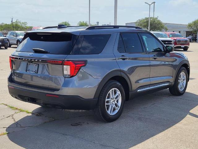 Certified 2025 Ford Explorer Active RWD image 20
