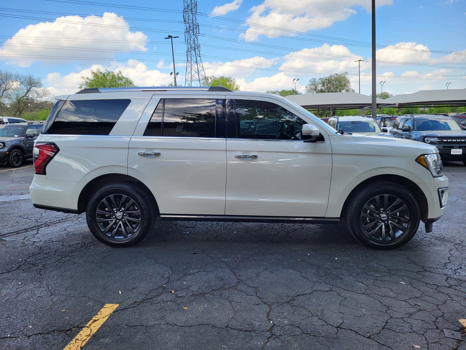 Certified 2021 Ford Expedition Limited RWD image 2