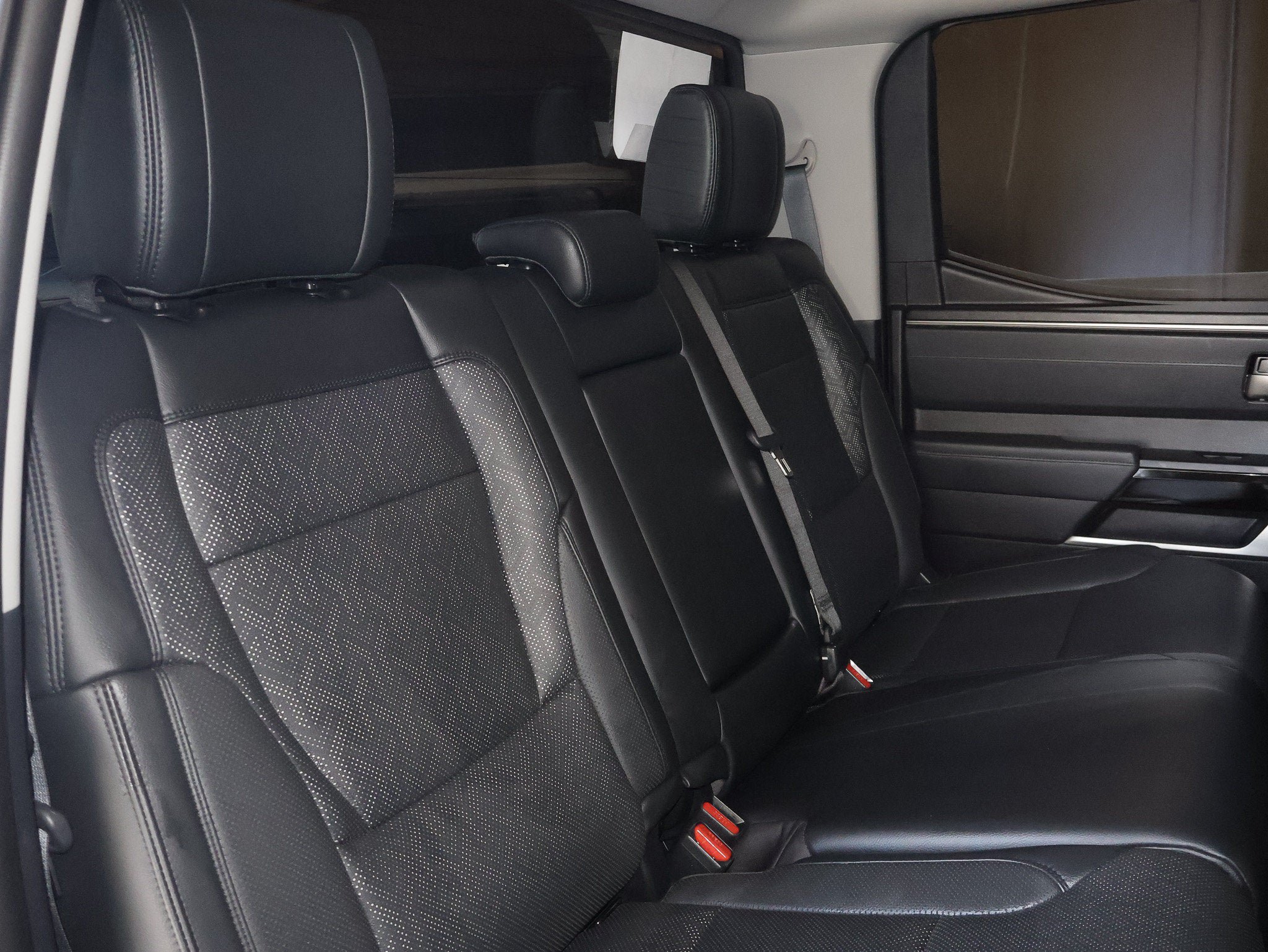 Used 2023 Toyota Tundra Limited AWD/4WD image 44
