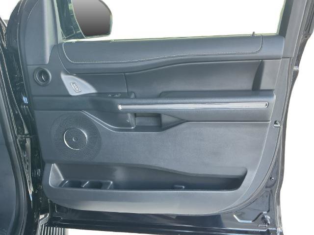 Certified 2024 Ford Expedition XLT RWD image 26