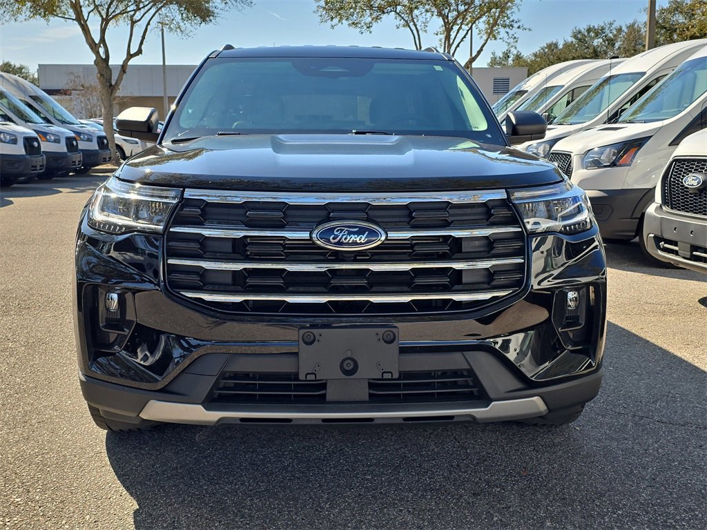 Certified 2025 Ford Explorer Active w/ Active Comfort Package image 5