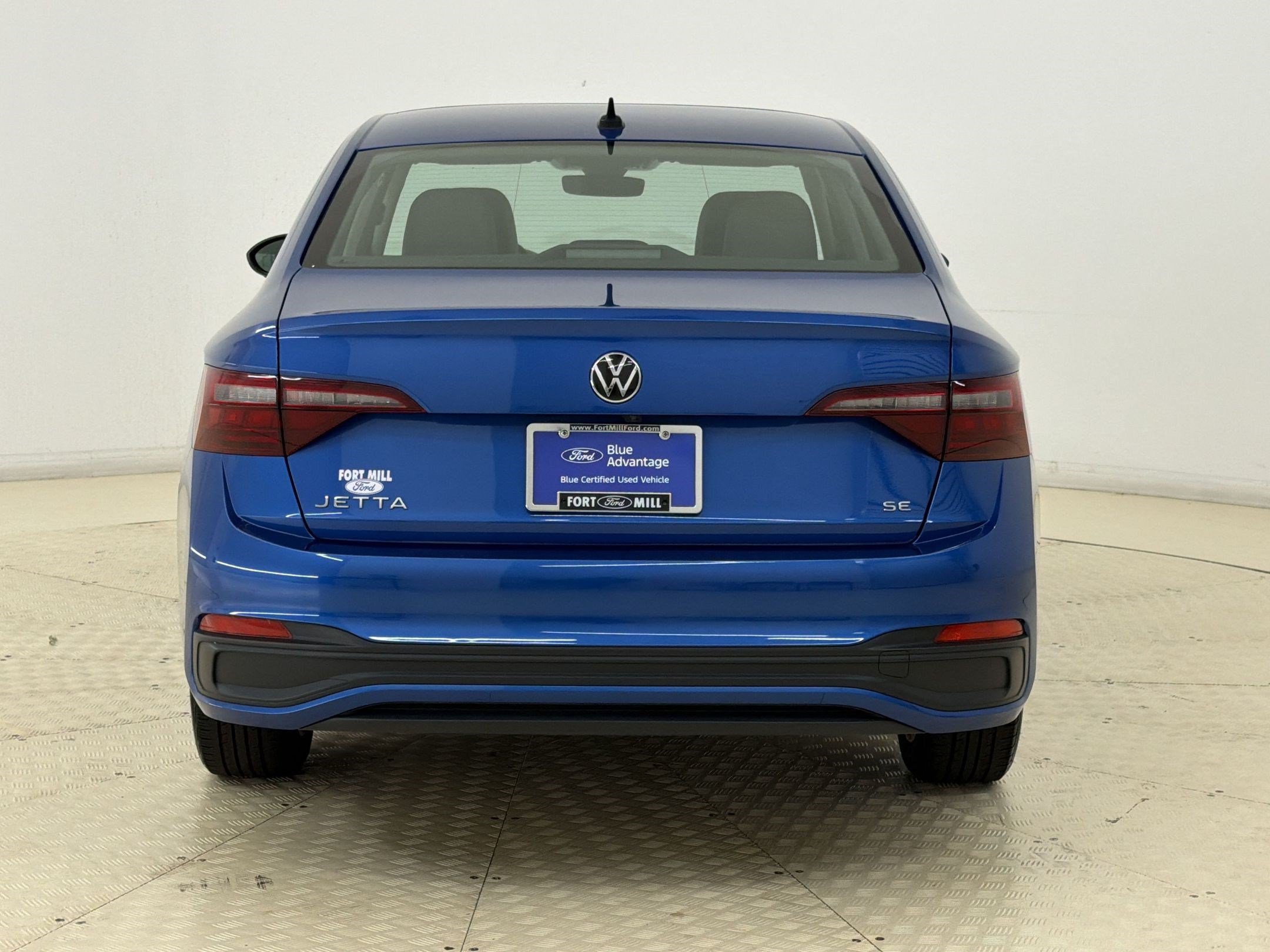 Used 2024 Volkswagen Jetta SE FWD image 10