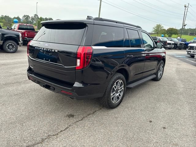 Certified 2025 Ford Expedition Active AWD/4WD image 34