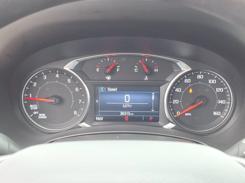 Used 2024 GMC Terrain SLE w/ Driver Convenience Package FWD image 16