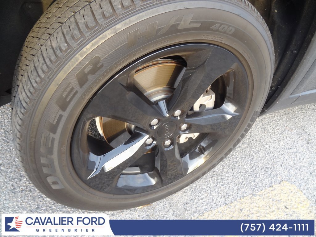 Used 2022 Jeep Grand Cherokee L Laredo image 18