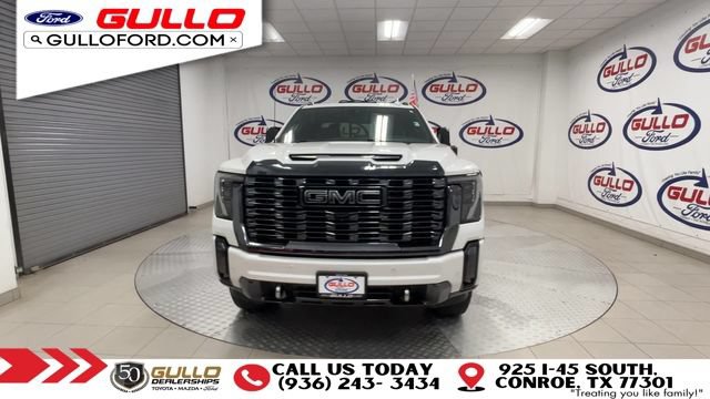 Used 2024 GMC Sierra 2500 Denali Ultimate w/ Max Trailering Package AWD/4WD image 3