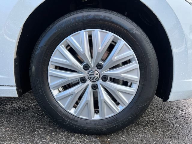 Used 2019 Volkswagen Jetta S w/ Driver Assistance Package image 13