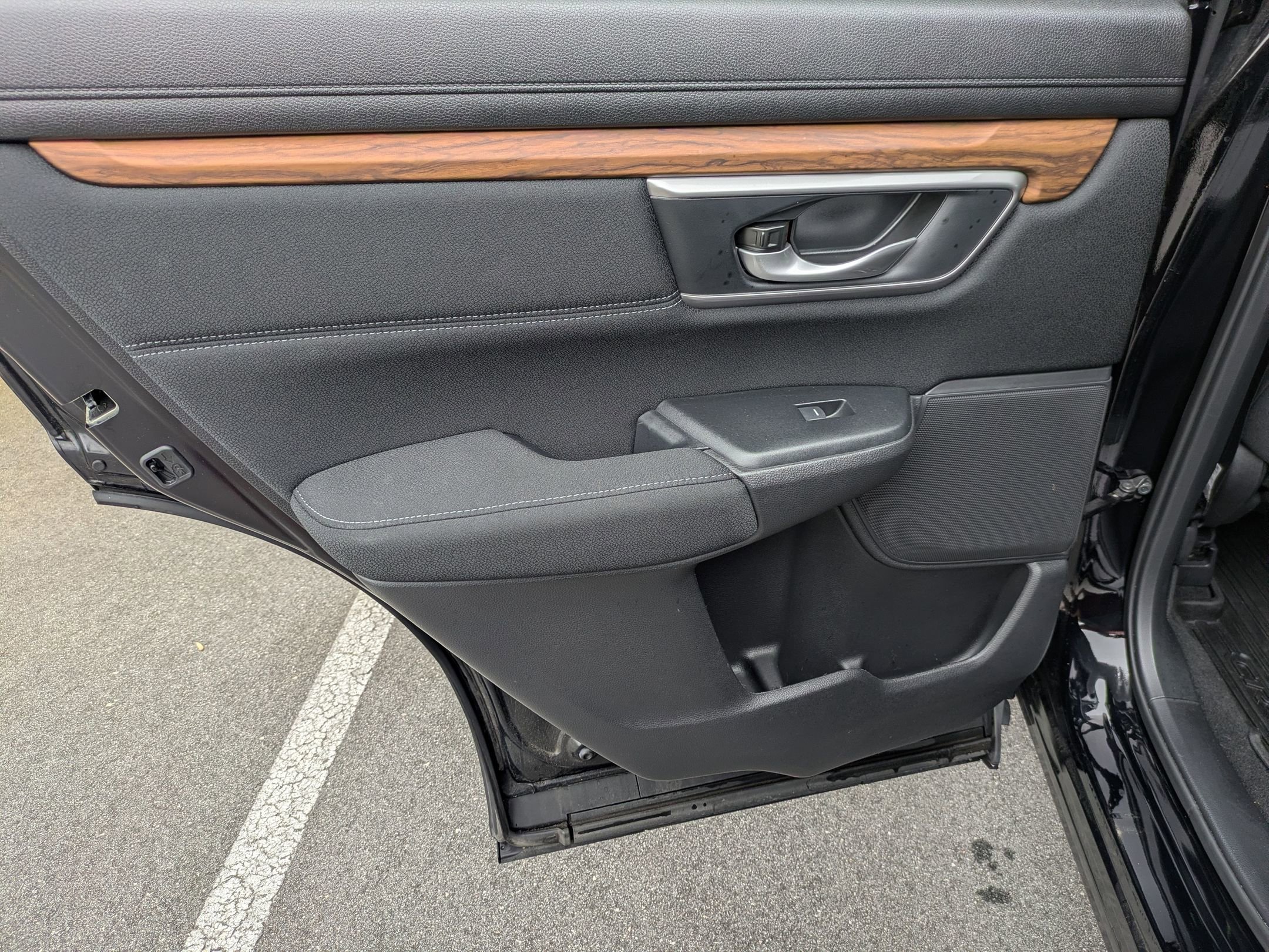 Used 2019 Honda CR-V EX image 24
