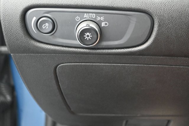 Used 2025 Chevrolet Malibu LT FWD image 14