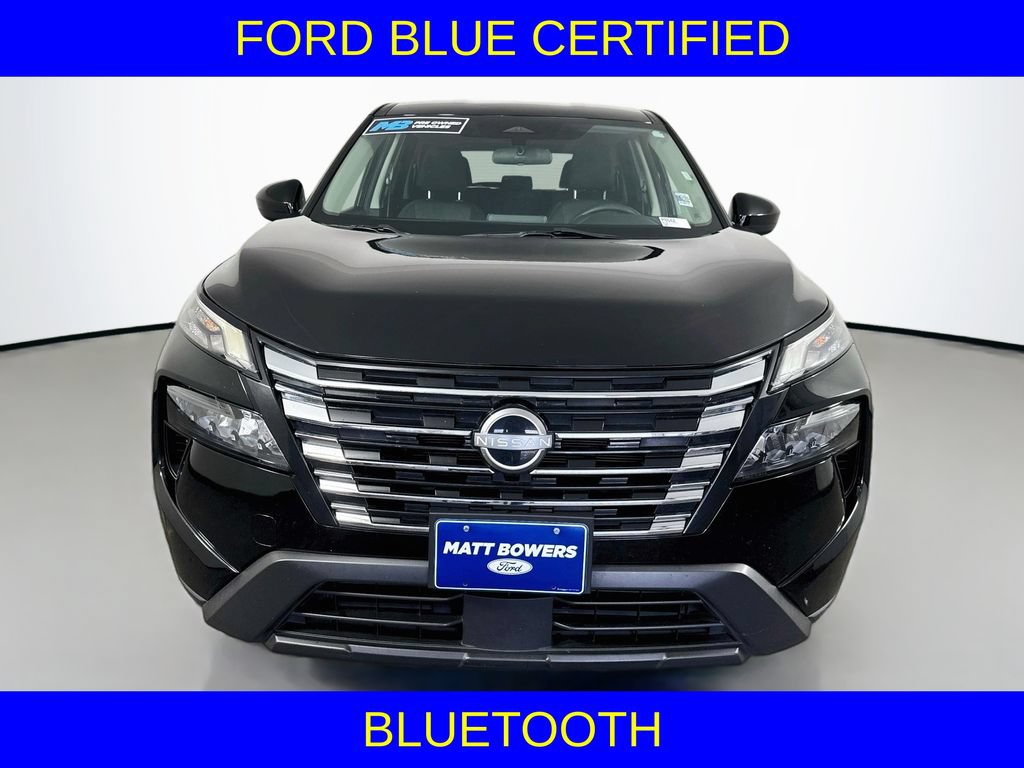 Used 2024 Nissan Rogue SV AWD/4WD image 3