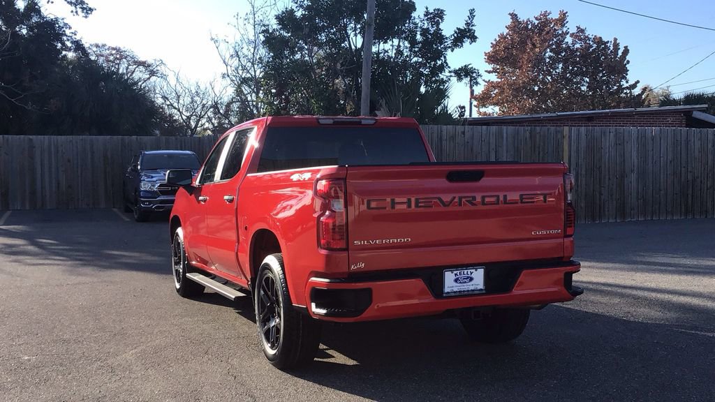 Used 2022 Chevrolet Silverado 1500 Custom image 3