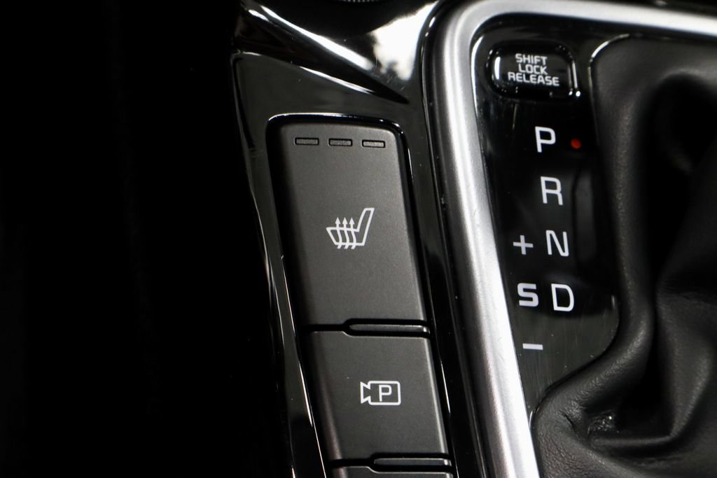 Used 2025 Kia Seltos X-Line AWD/4WD image 5