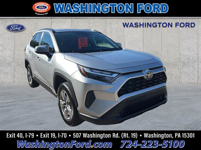 Used 2024 Toyota RAV4 XLE w/ Weather Package AWD/4WD image 6