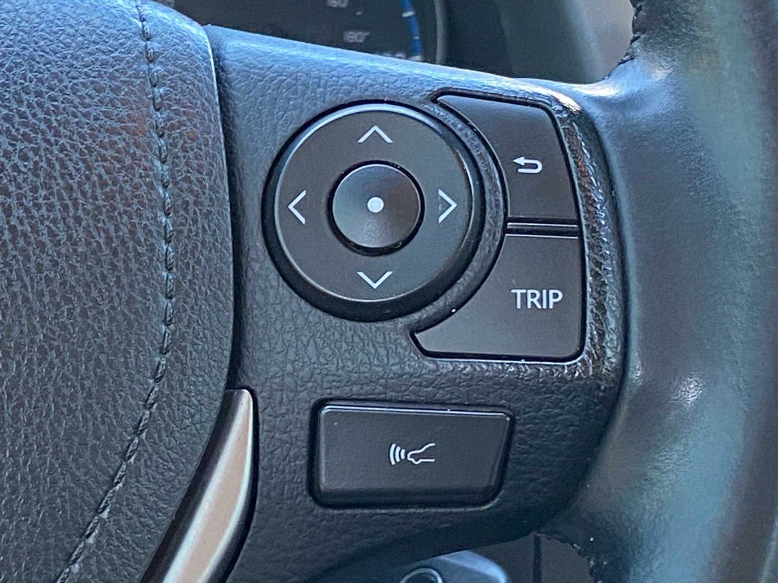 Used 2017 Toyota RAV4 XLE w/ Plus Special Value Package image 7