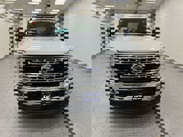 Certified 2024 Ford F350 XLT image 4