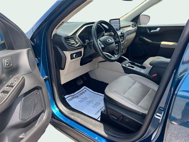 Certified 2020 Ford Escape Titanium AWD/4WD image 8