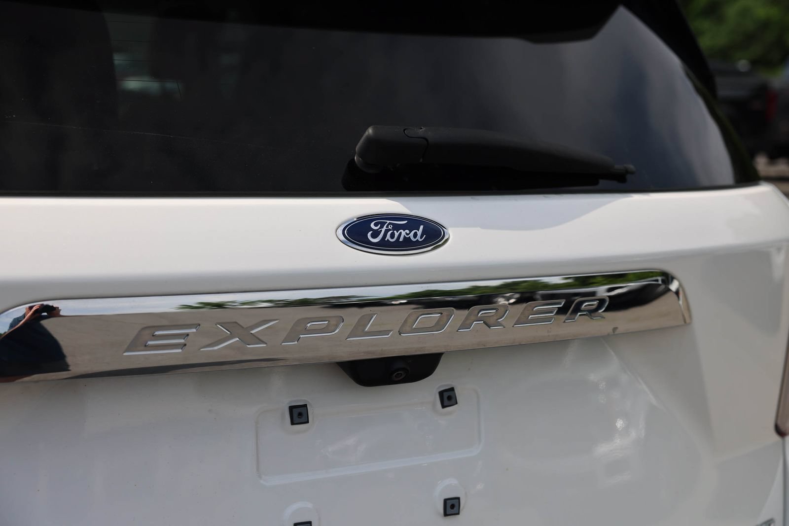Certified 2023 Ford Explorer XLT w/ Equipment Group 202A AWD/4WD image 34