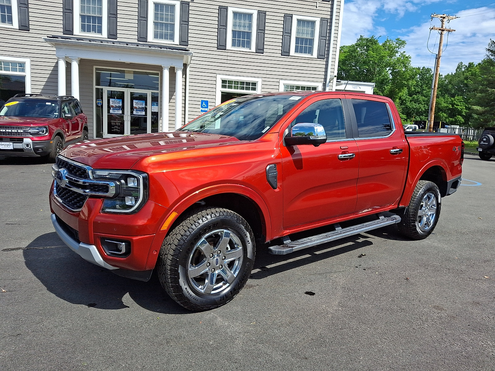Certified 2024 Ford Ranger Lariat w/ Advanced Towing Package AWD/4WD image 1