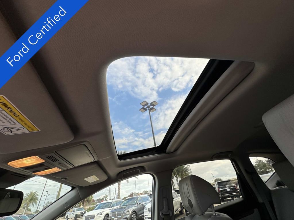 Used 2017 Honda CR-V Touring image 28