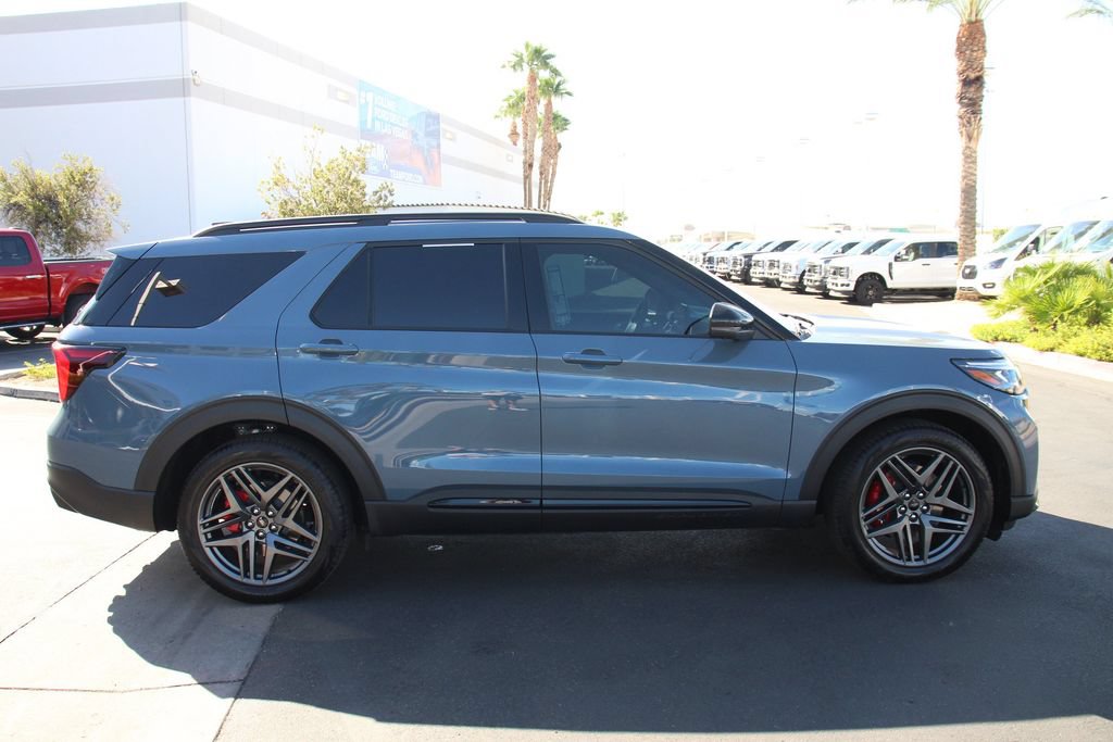 Certified 2026 Ford Explorer ST w/ Sun And Sound Package AWD/4WD image 10