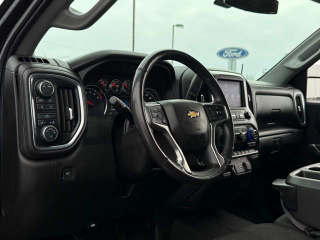 Used 2020 Chevrolet Silverado 1500 LT w/ All-Star Edition image 12