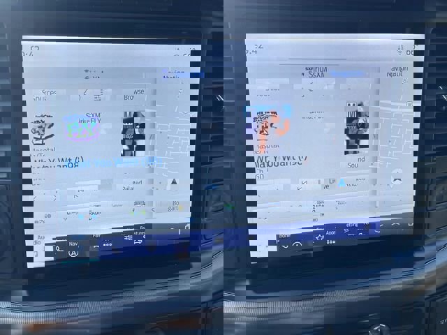 Certified 2022 Ford F150 Platinum w/ Equipment Group 701A High image 26