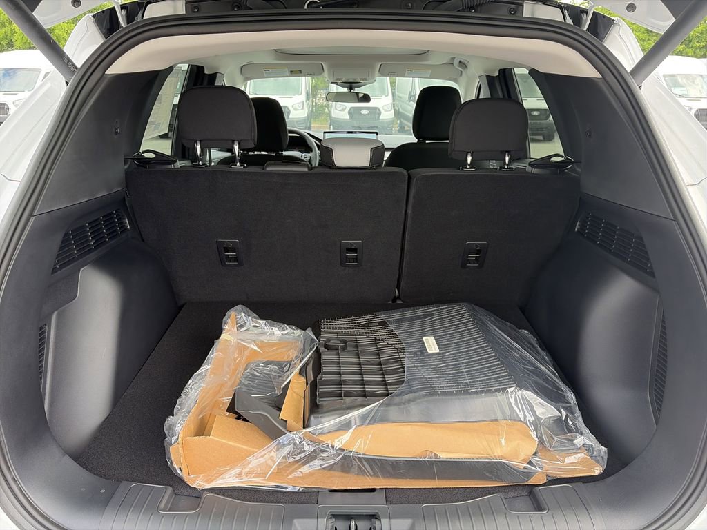 Certified 2025 Ford Escape Active w/ Tech Pack #1 FWD image 29