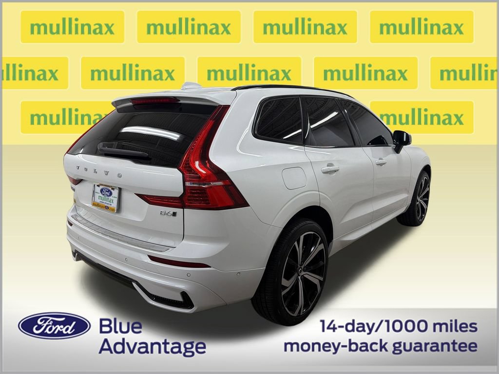 Used 2023 Volvo XC60 B6 Ultimate w/ Protection Package Premier AWD/4WD image 3