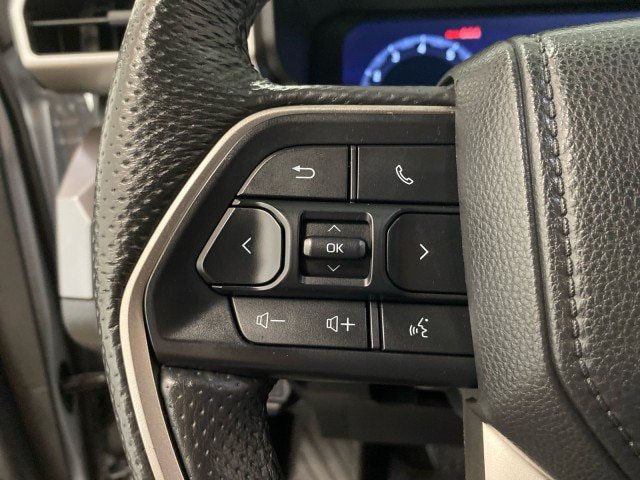 Used 2024 Toyota Tacoma TRD Off-Road w/ TRD Off Road Upgrade Package AWD/4WD image 18