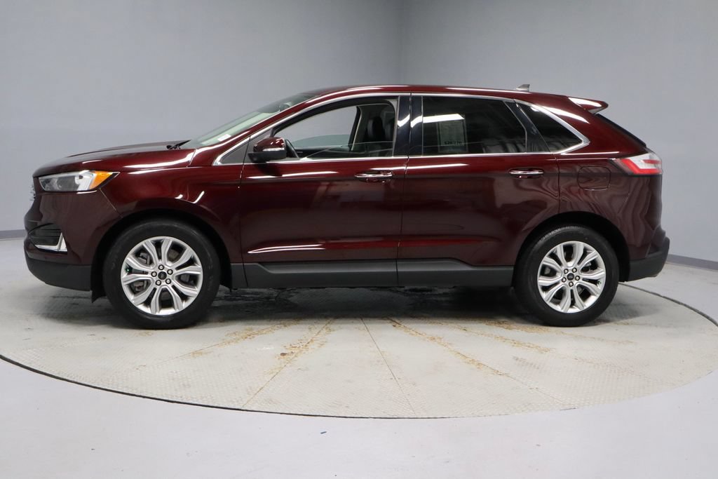 Certified 2024 Ford Edge Titanium AWD/4WD image 8
