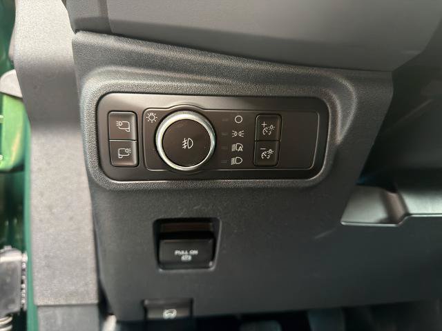 Certified 2025 Ford Bronco Badlands AWD/4WD image 21