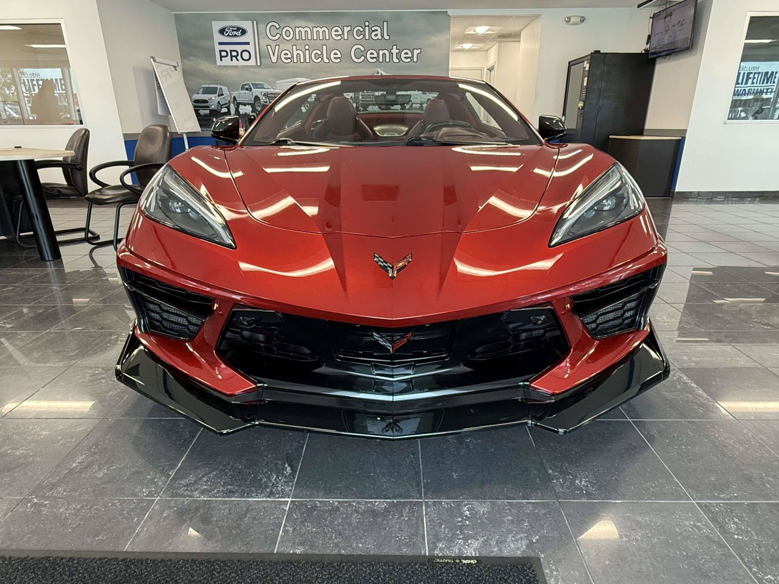 Used 2021 Chevrolet Corvette Stingray Premium Conv w/ Z51 Performance Package RWD image 7