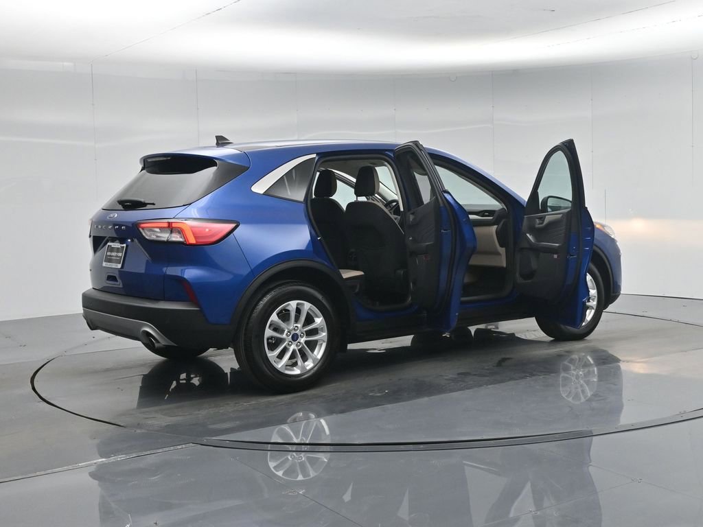 Certified 2022 Ford Escape SE w/ Convenience Package FWD image 6