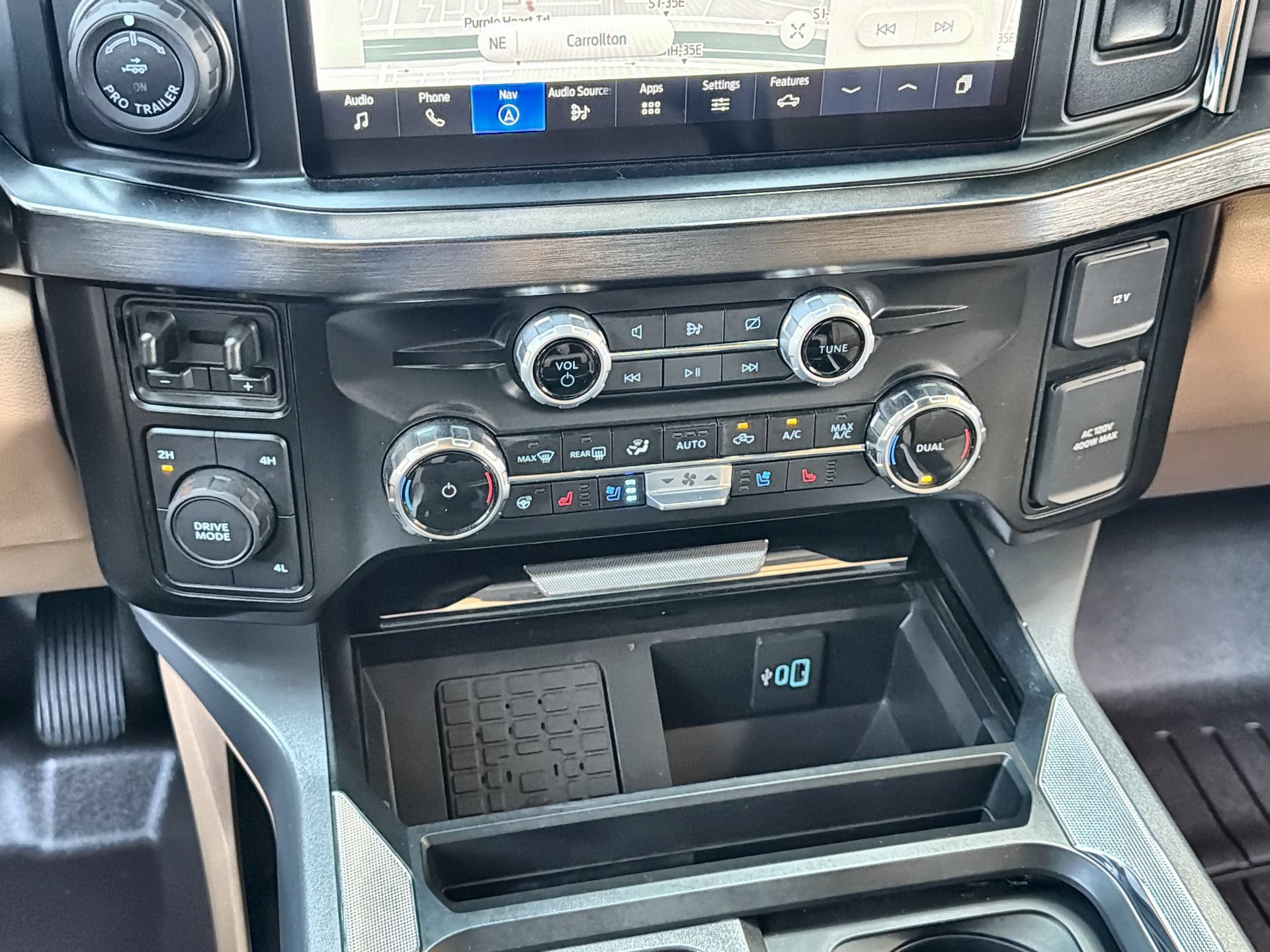 Certified 2024 Ford F350 Lariat w/ Lariat Ultimate Package AWD/4WD image 19