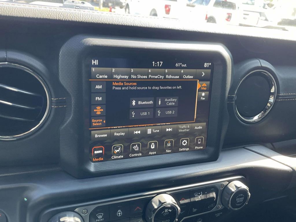 Used 2022 Jeep Gladiator Overland image 25