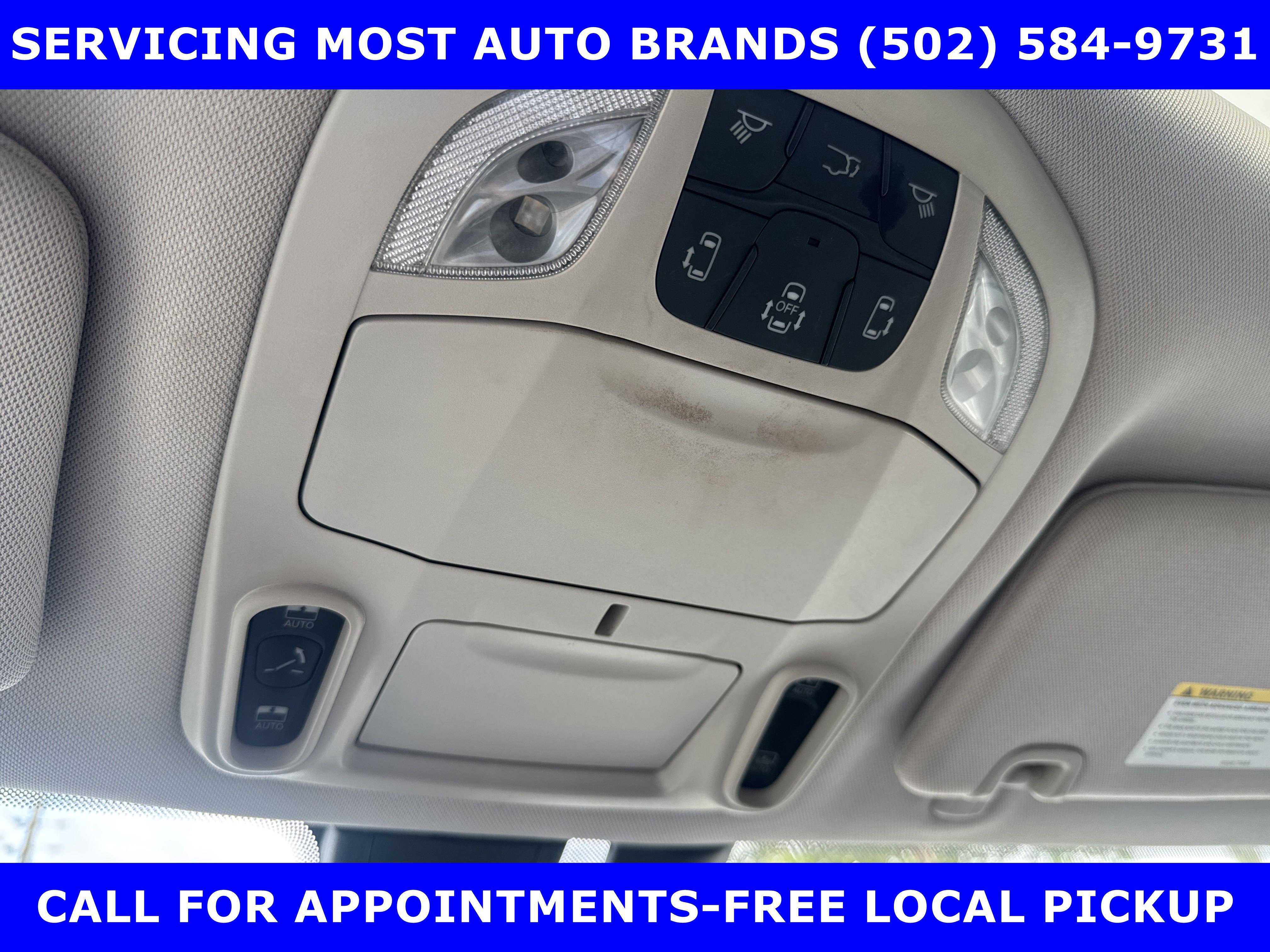 Used 2017 Chrysler Pacifica Limited image 42
