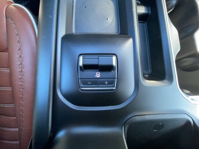 Used 2024 GMC Sierra 3500 Denali Ultimate AWD/4WD image 30