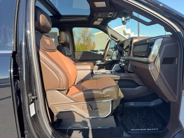Certified 2026 Ford F350 4x4 Crew Cab Super Duty image 4