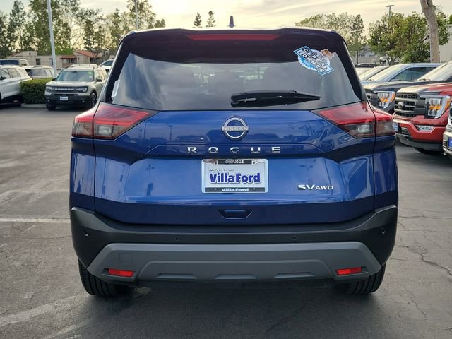 Used 2023 Nissan Rogue SV image 4