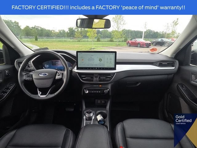 Certified 2025 Ford Escape Platinum AWD/4WD image 22