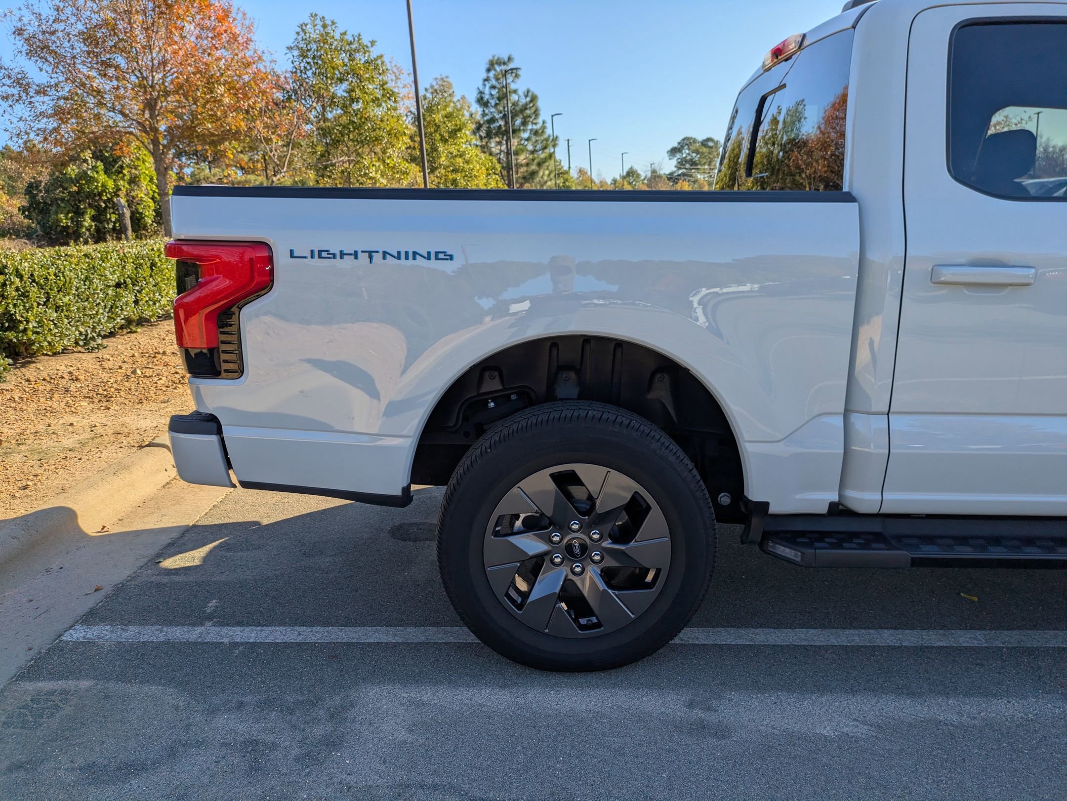 Certified 2023 Ford F150 Lightning Lariat image 8