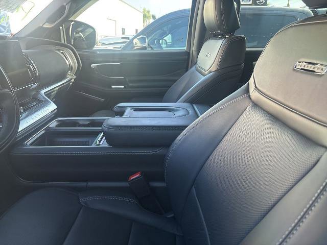 Certified 2025 Ford Expedition Platinum w/ Stealth Appearance Package AWD/4WD image 2