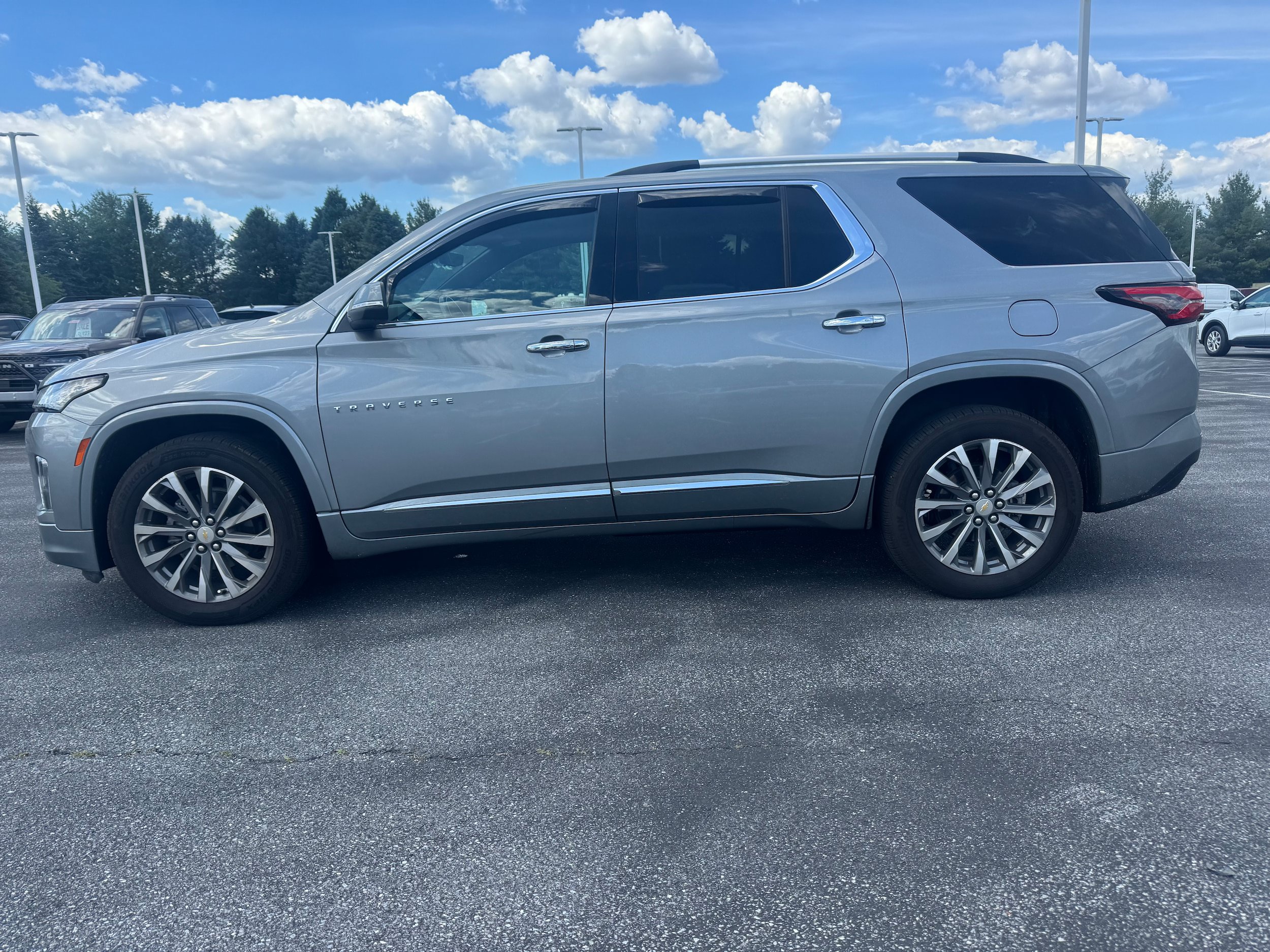 Used 2023 Chevrolet Traverse Premier w/ LPO, Floor Liner Package AWD/4WD image 2