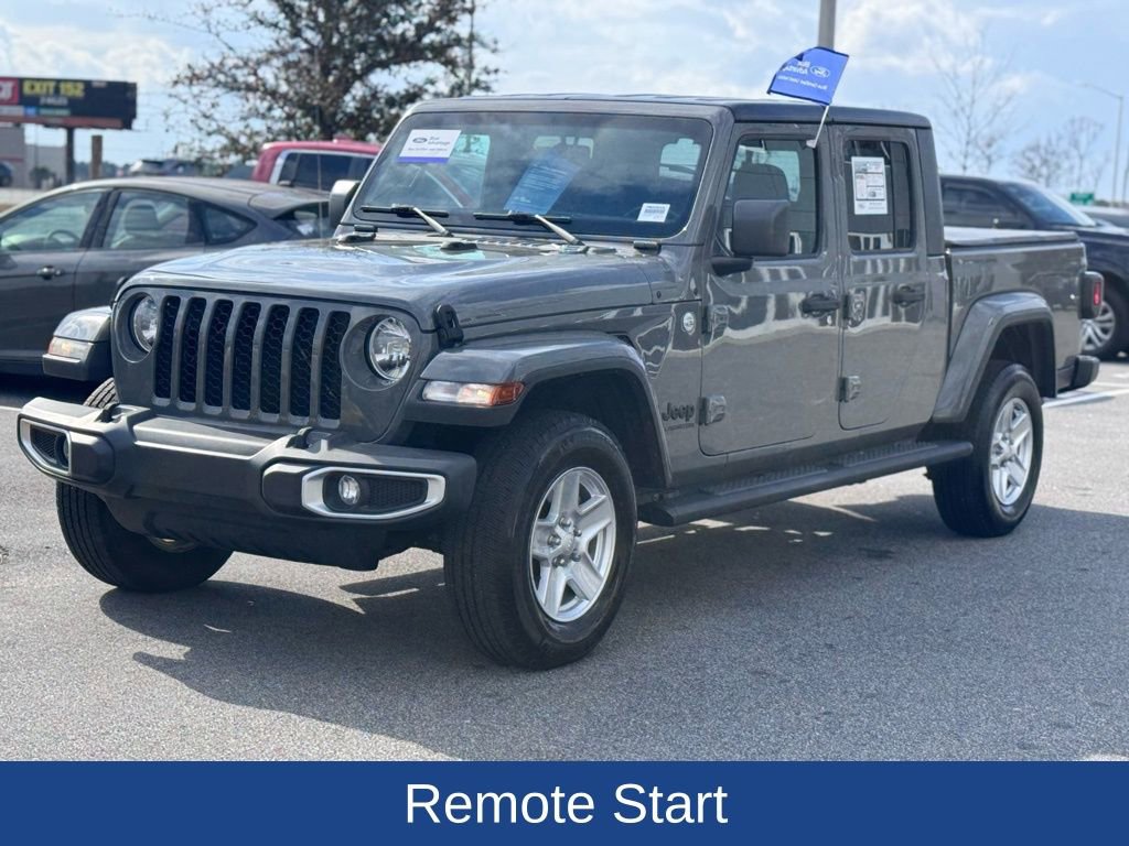 Used 2021 Jeep Gladiator Sport AWD/4WD video 4