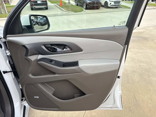 Used 2021 Chevrolet Traverse Premier image 14